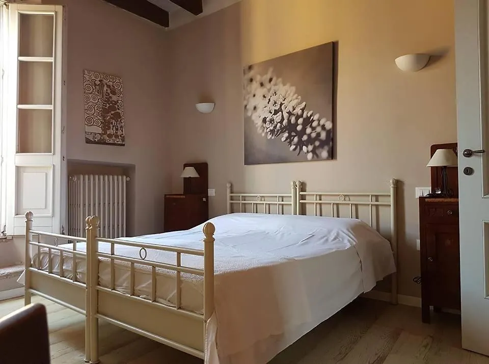 Bed&Breakfast Belfiore Lonato 0*,  Italia